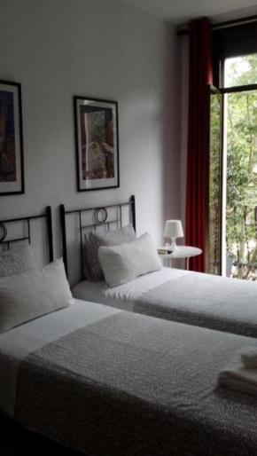 Гостиница Hostal Absolut Stay  Барселона